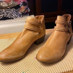 DIBA SINCE 1990, leather low cut  boots